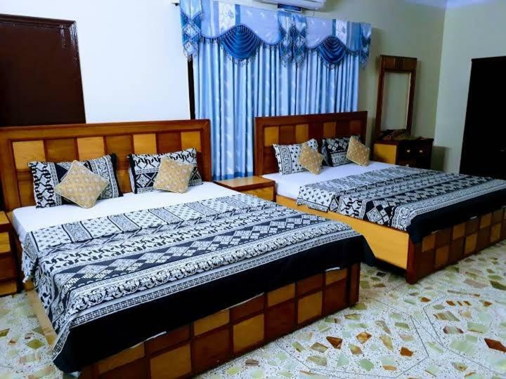 Galaxy Palace Near Millennium Mall Karachi Eksteriør billede
